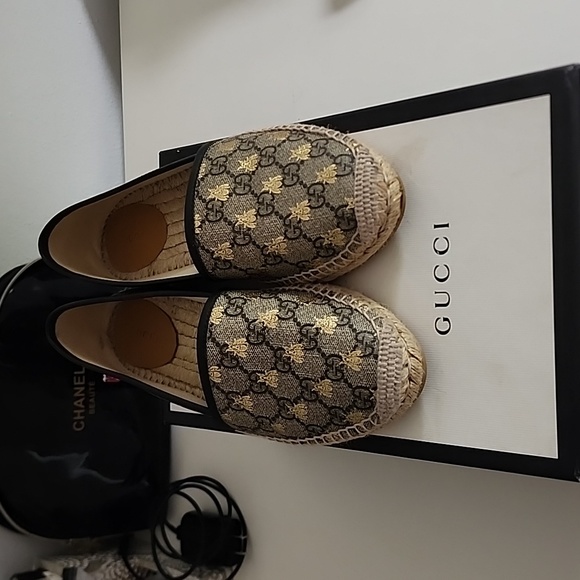 GUCCI PILAR ESPADRILLES BEIGE GOLD BEES - Picture 4 of 10